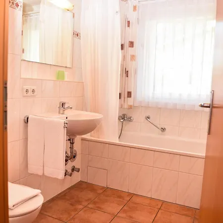 Апартаменты Gaestehaus Sonnenburg