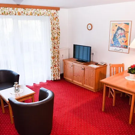 Gaestehaus Sonnenburg Апартаменты Шлухзее