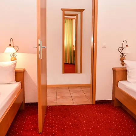Апартаменты Gaestehaus Sonnenburg *